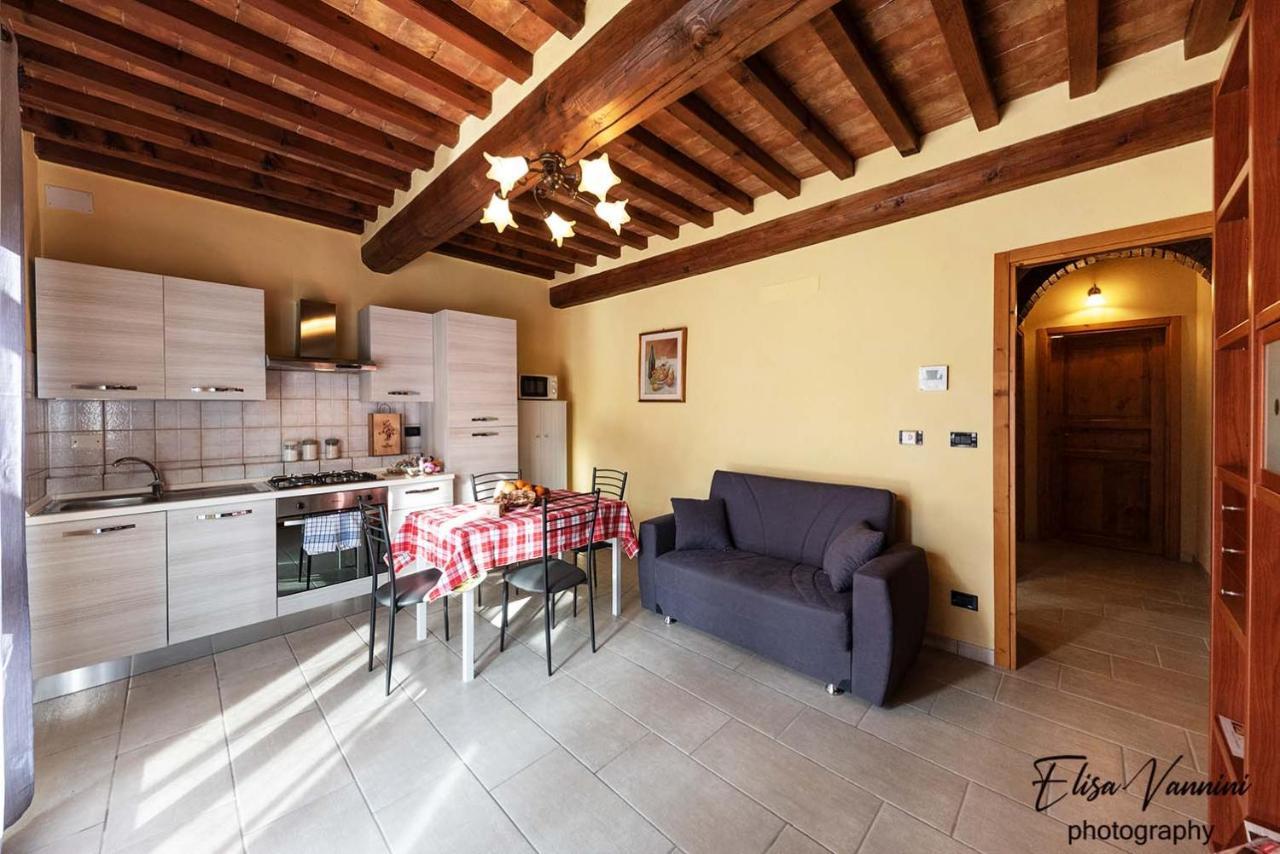 Appartamento Sole-Luna Colleoli Extérieur photo